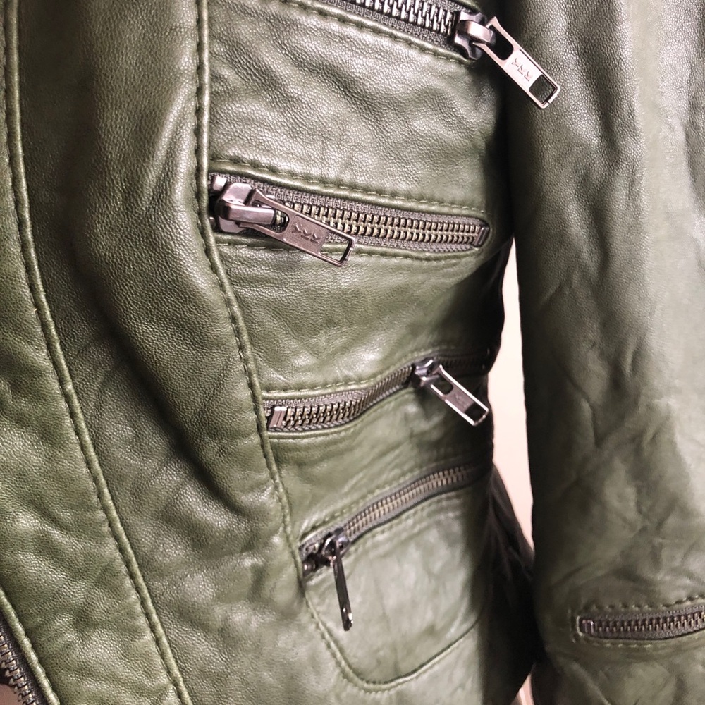 Genuine Leather Jacket - Picture 5 of 7
